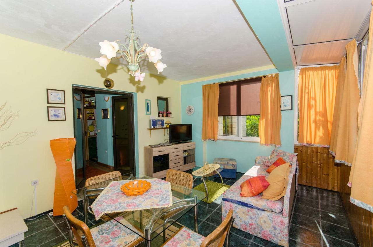 Apartment Slavka Račišće エクステリア 写真