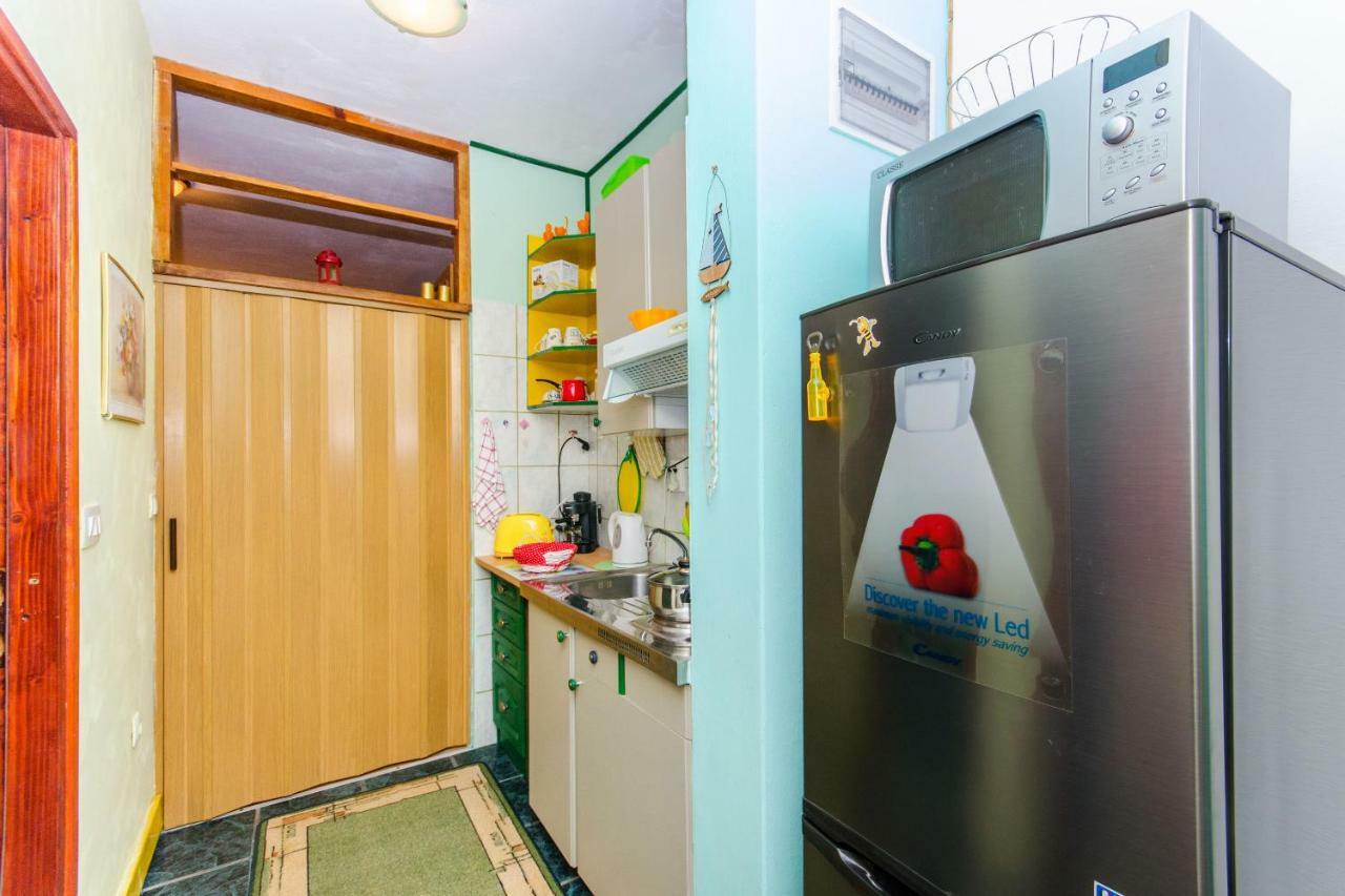 Apartment Slavka Račišće エクステリア 写真