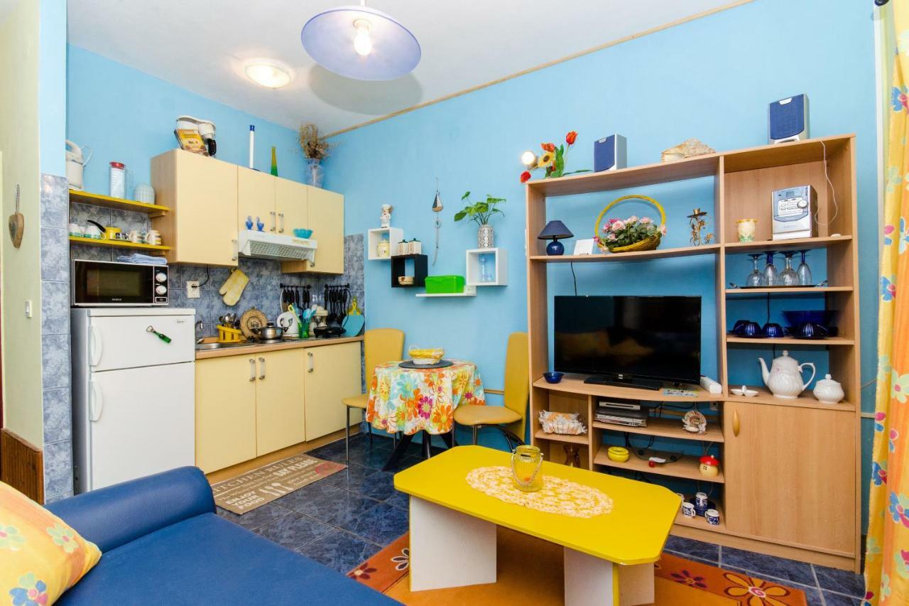 Apartment Slavka Račišće エクステリア 写真