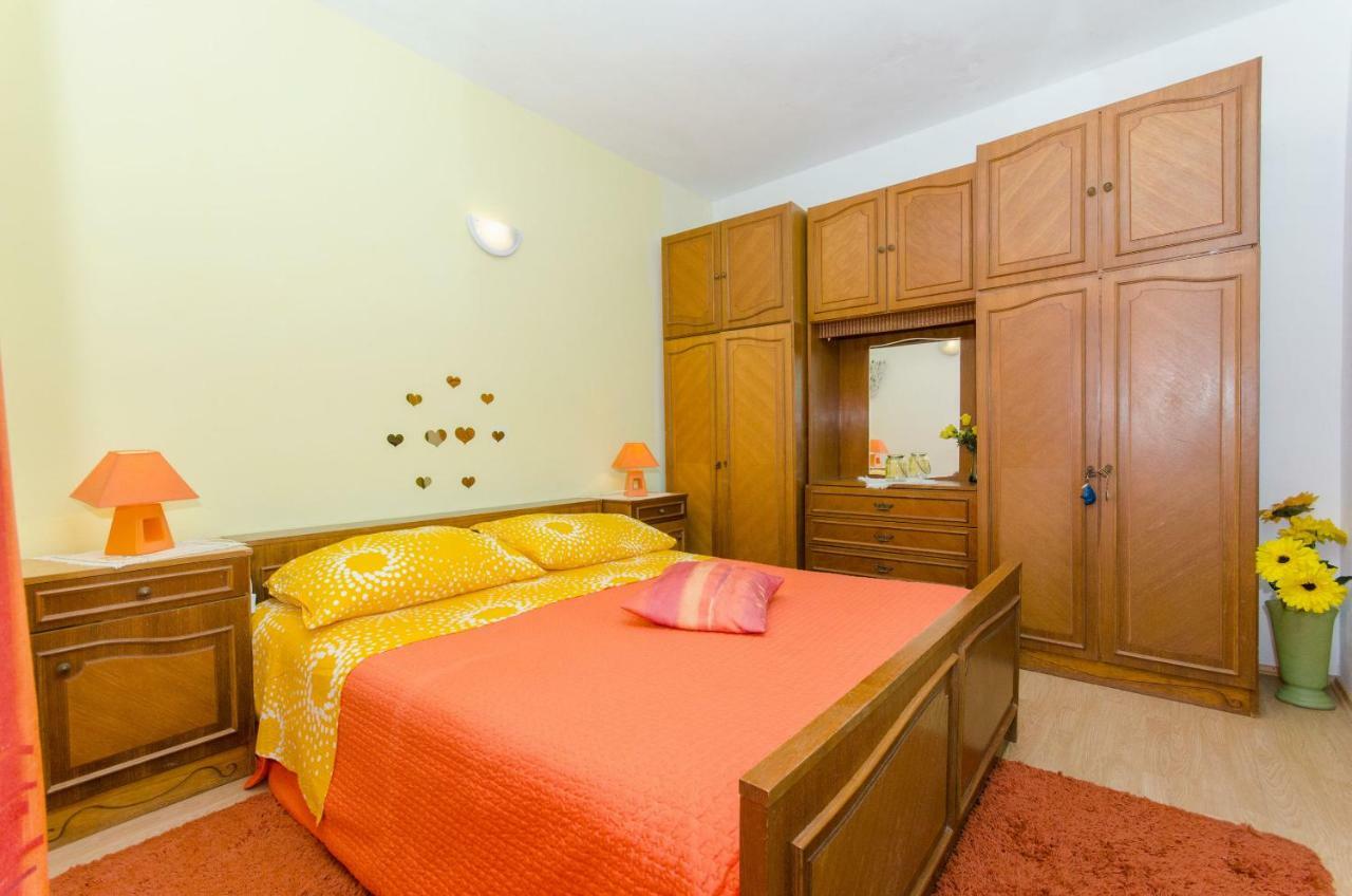 Apartment Slavka Račišće エクステリア 写真